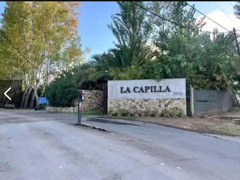 ESPECTACULAR TERRENO DE 1.500 M² PARQUIZADO CON QUINCHO Y PISCINA – BARRIO PRIVADO LA CAPILLA - VISTALBA