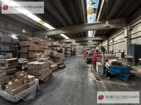 Galpon en Venta 640  mts Fondo