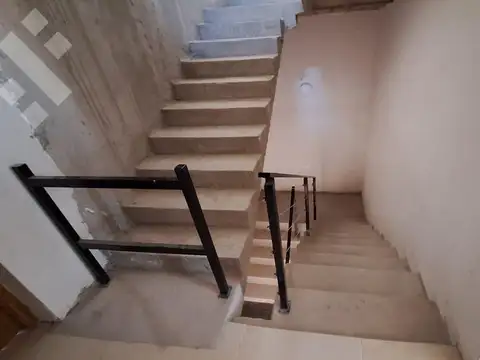 En Alquiler | Departamento de 2 Dormitorios | Barrio Altos de Alberdi