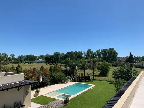 ALQUILER CASA 6 AMB HARAS LOMA VERDE PILETA PARQUE