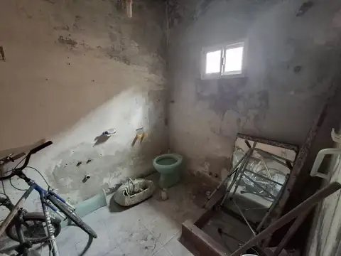 Depto Tipo Casa 2 ambientes con 1 baño
