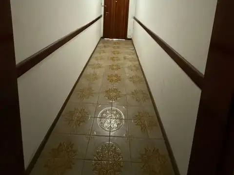 Casa - Venta - Argentina, Lobos - Presidente Peron 400