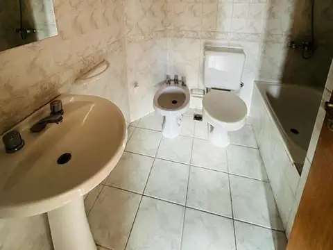 Departamento 3 ambientes con 2 baños