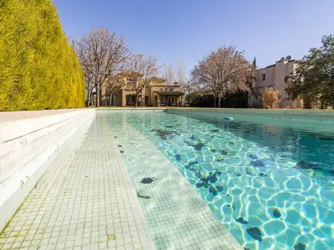 Quinta en Venta de 4 dormitorios