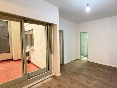 2 amb. en P/BAJA con patio propio refaccionados - RECOLETA