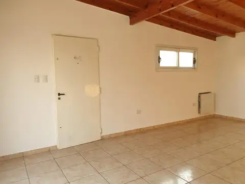 Bernardo De Irigoyen 100, Piso 1