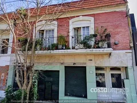 Local + vivienda en Martínez sobre calle Yrigoyen - sin expensas,