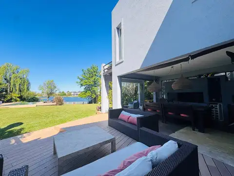 Casa en Alquiler Temporal al Este