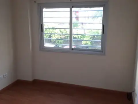 Departamento en Alquiler en Morón Sur, $ 440.000