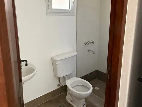 Casa en alquiler de 3 dorm. en Chacras de San Lorenzo, San Lorenzo Chico