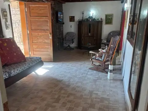 Oficina 5 ambientes con 3 baños