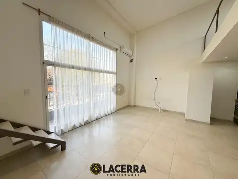 Departamento en Alquiler en Villa Ballester, $ 700.000