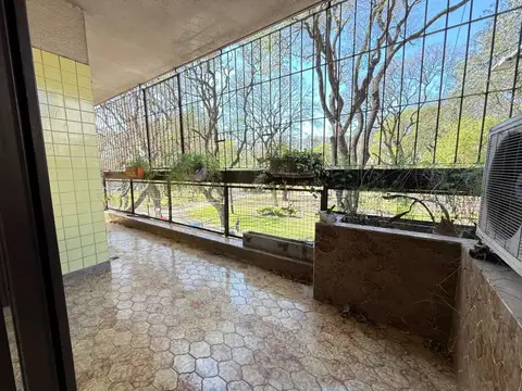 Departamento 4 ambientes con 3 baños