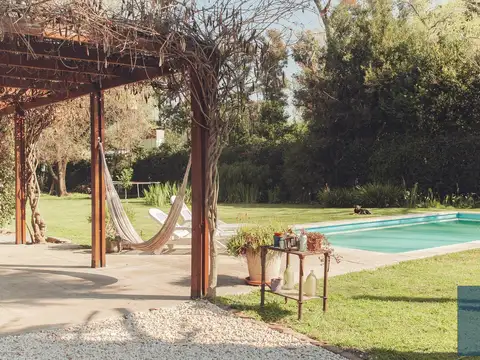 Excelente casa a la venta en barrio Las Praderas en Villa De Mayo!