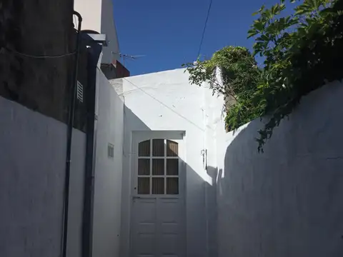 Depto Tipo Casa 3 ambientes con 1 baño