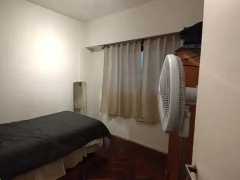 Se vende un agradable departamento de 2 ambientes  Recoleta