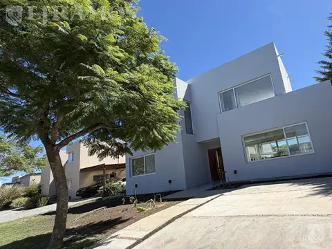 Barrio Vistas, Puertos / Escobar