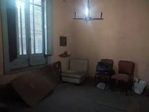 Casa en Venta con 8 cocheras