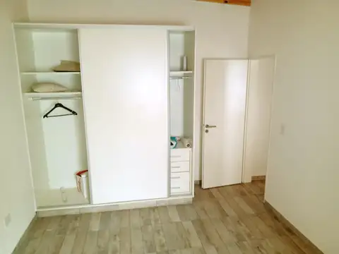 Departamento en Alquiler en Wilde, $ 600.000