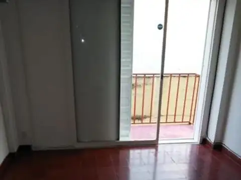 Soldado Ruiz 2065 , Piso 1