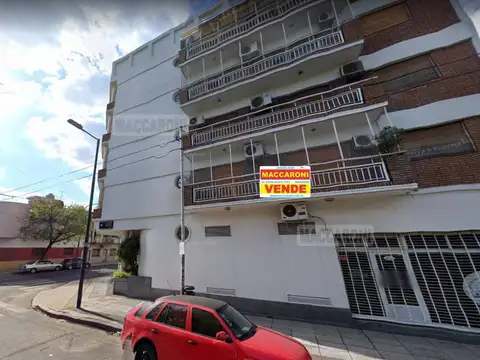 LISANDRO DE LA TORRE 1700, Piso 1º