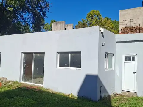 Casa/Quincho en venta en Loma Verde