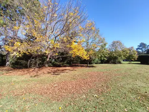 Terreno en venta en Abril Club De Campo