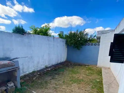 Casa en Venta con 4 cocheras