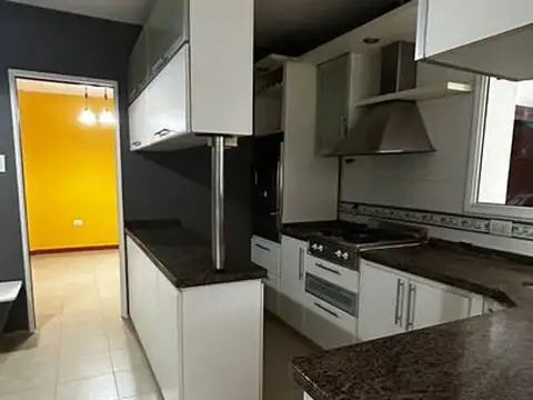Casa en Alquiler en Campos del Virrey, $ 1.500.000