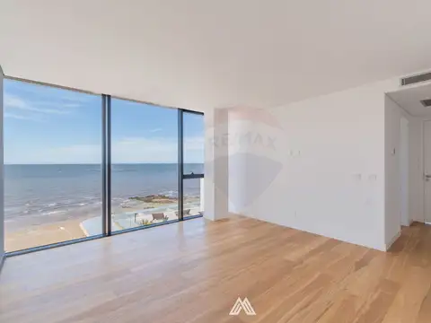 Departamento 7 ambientes con 4 baños