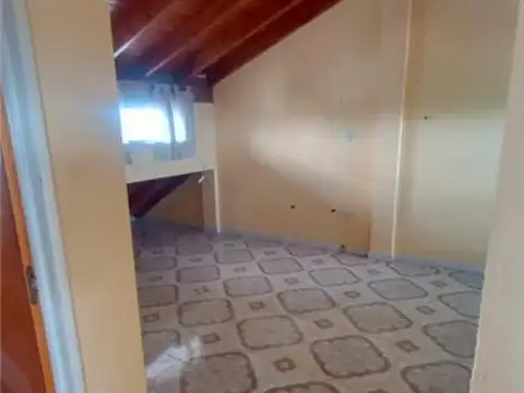 DEPARTAMENTO 3 AMBIENTES - LUIS GUILLÓN, GRAN BS. AS. SUR