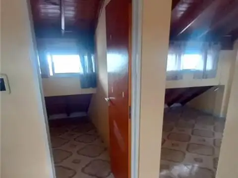 Departamento en Alquiler en Luis Guillon, $ 530.000