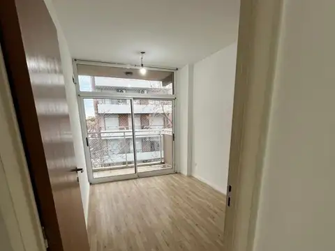 Departamento en Alquiler en Republica De La Sexta, $ 480.000