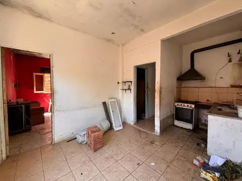 Casa 3 ambientes con 1 baño