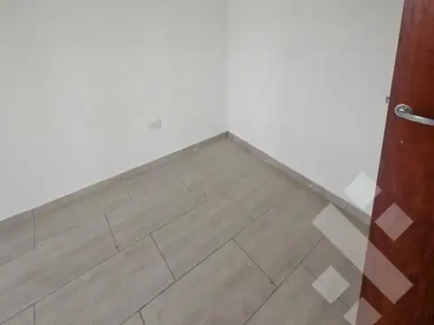 Depto Tipo Casa en Alquiler de 3 dormitorios