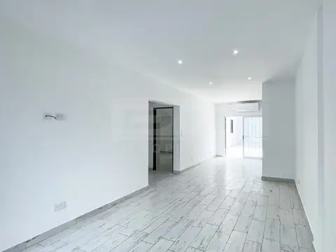 Depto Tipo Casa en Alquiler de 4 ambientes