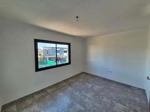 Casa en Alquiler en Moreno, $ 550.000