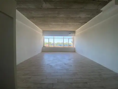 Jose Maria Paiva al 1500 - Delta Center