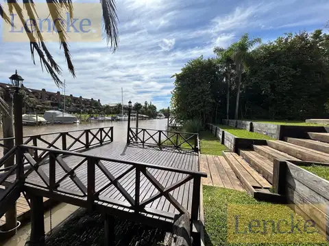 Casa en Venta al Este