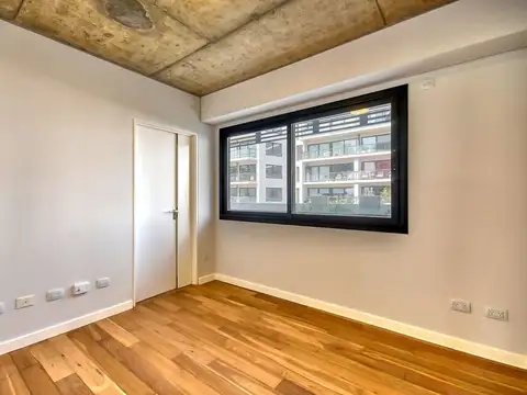 Departamento en Venta con 3 cocheras