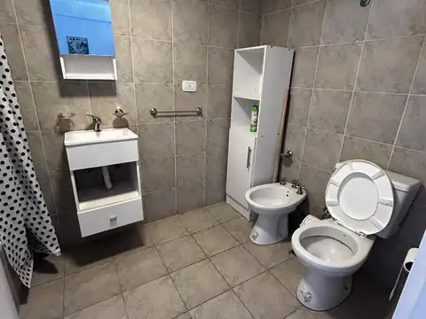 Monoambiente cfte nuevo balcón cochera AMOBLADO
