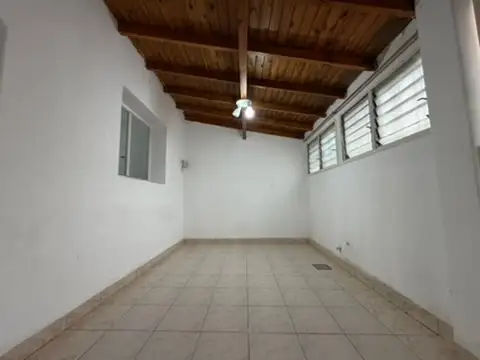 Depto Tipo Casa en Venta de 2 ambientes