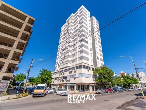 VENTA- DEPARTAMENTO 3 DORMITORIOS -CENTRO