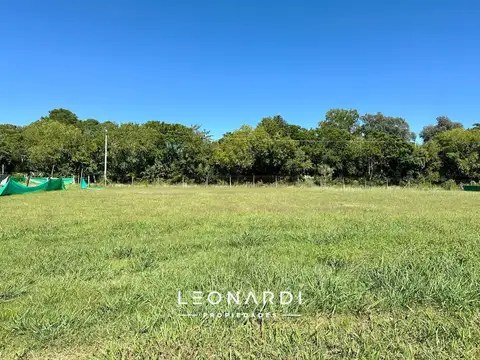 Ruta 4 Km 4.2, Barrio Las Calandrias