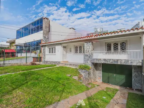 Se vende casa 3 dormitorioscon patio en Malvín