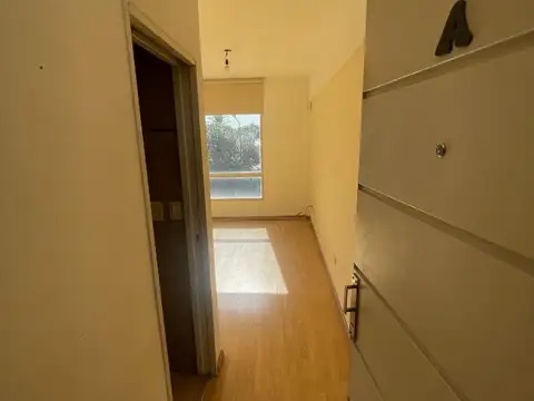 Departamento Monoambiente Apto Profesional en Banfield.