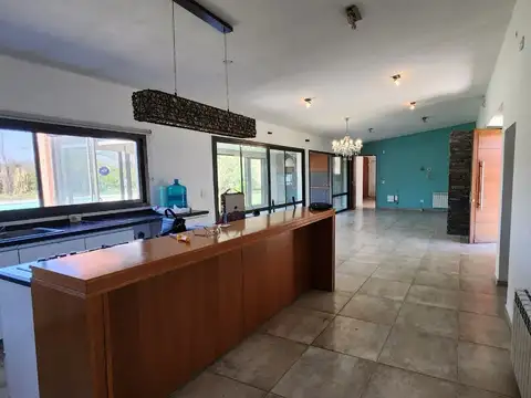 Casa a la venta en Causana. (C489)