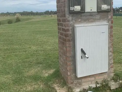 Lote en Venta en EL NAUDIR con vista al LAGO