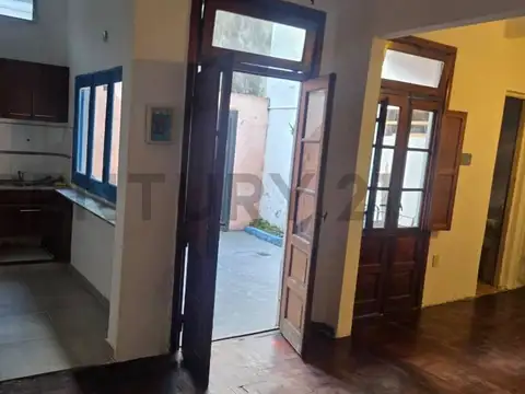 Doctor Melo 2400, Piso B