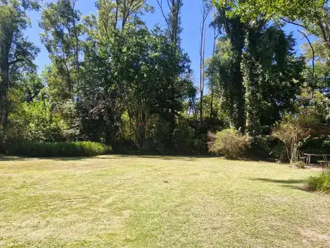 Terreno en Venta en Los Robles del Monarca, USD 57.000